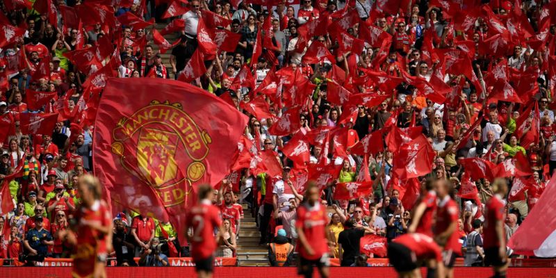 Manchester United được chính thức đặt tên vào năm 1902